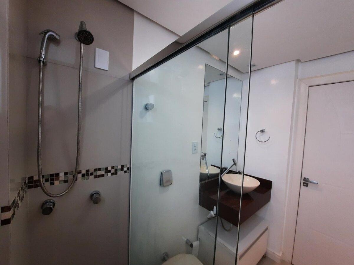 3 Suites Linda Vista Da Orla De Bc A 50M Da Praia - Somente Familiares Balneário Camboriú Екстериор снимка