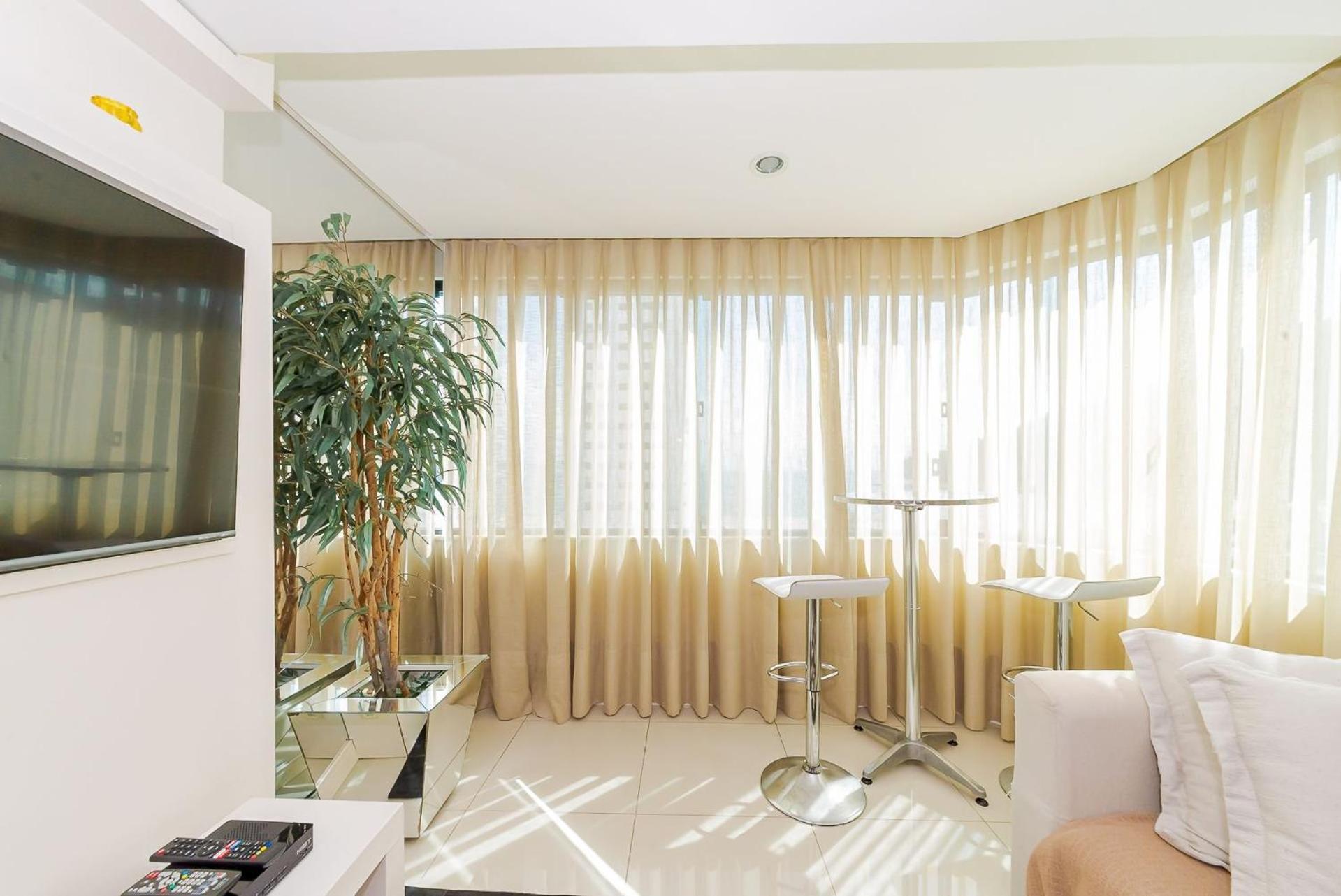 3 Suites Linda Vista Da Orla De Bc A 50M Da Praia - Somente Familiares Balneário Camboriú Екстериор снимка