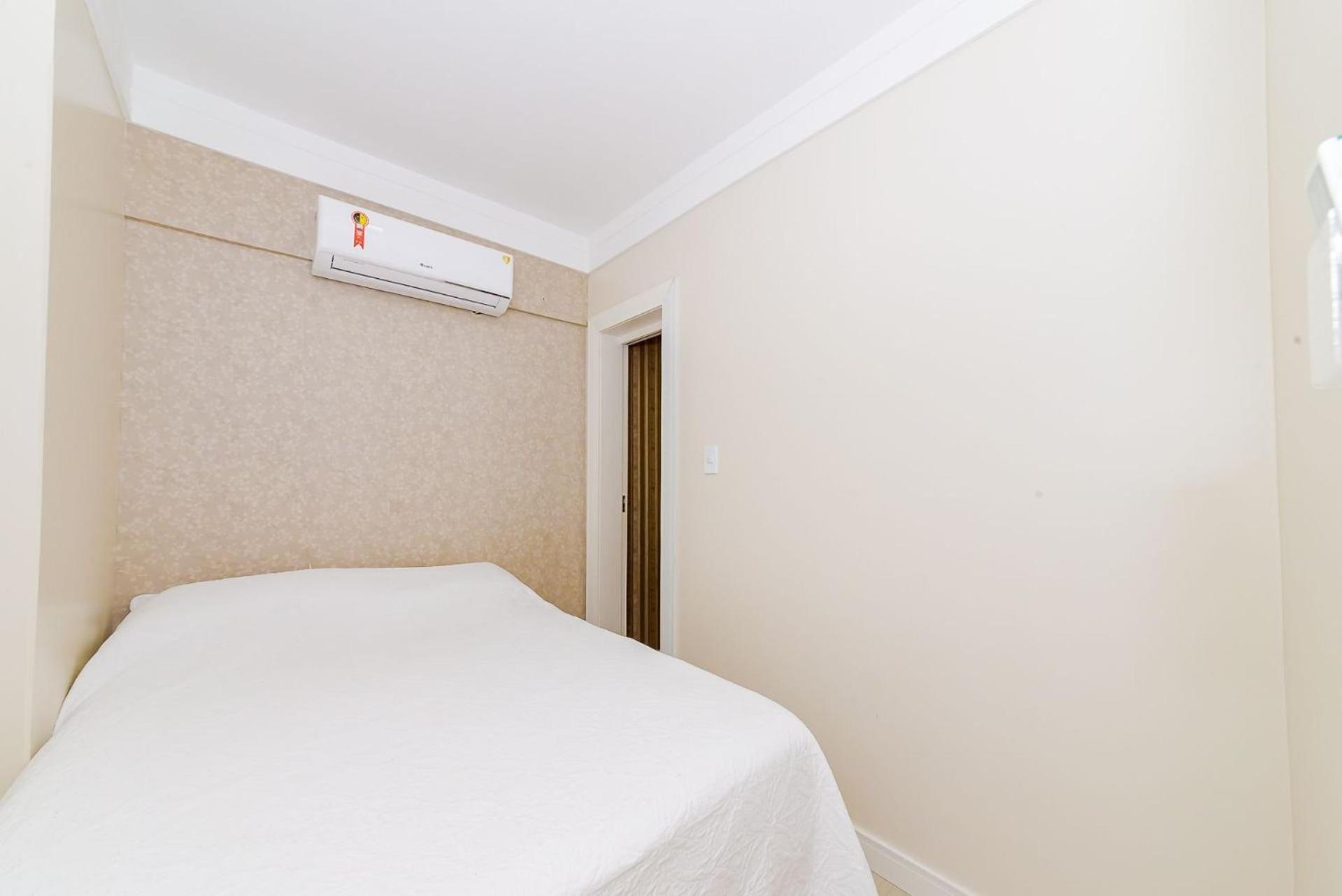 3 Suites Linda Vista Da Orla De Bc A 50M Da Praia - Somente Familiares Balneário Camboriú Екстериор снимка